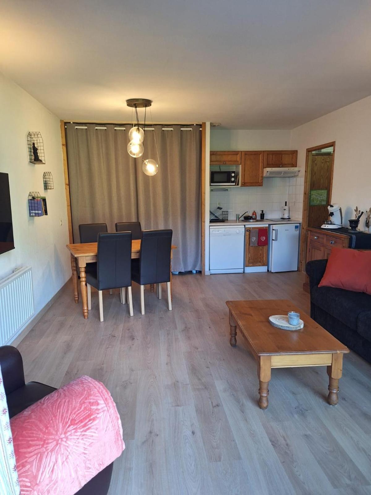 Tres Bel Appartement Lumineux A سامووه المظهر الخارجي الصورة